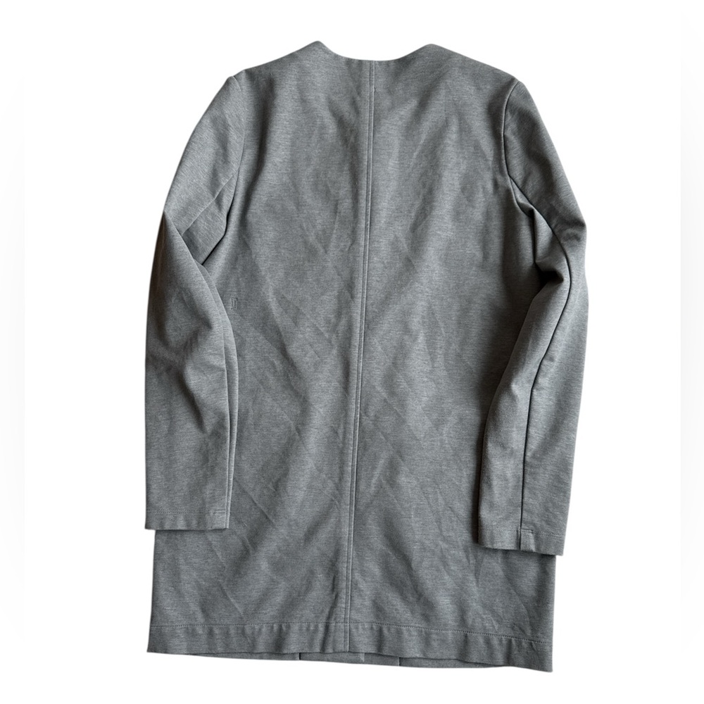 Kit And Ace Light Grey Cardigan Front Pockets Stretchy GUC Size S/M - Picture 2 of 6